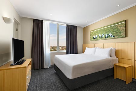 Bankstown Hotel | Travelodge Hotels