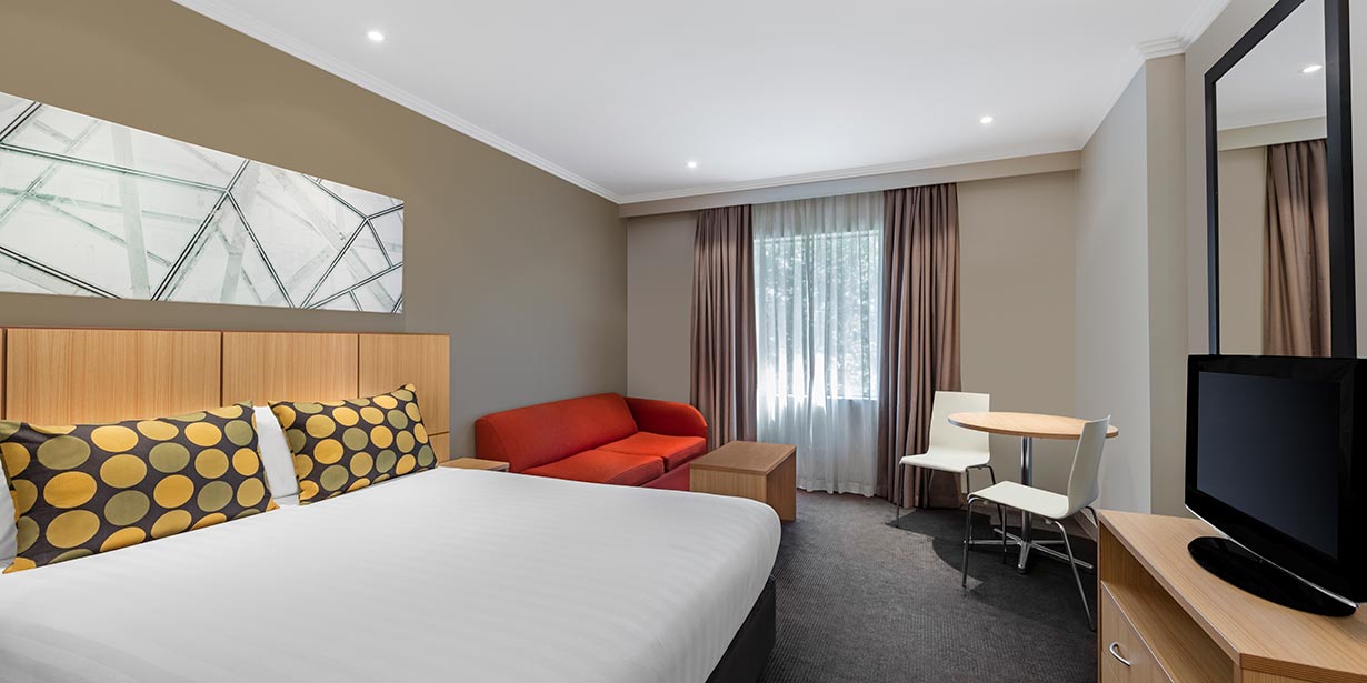 Travelodge Hotel Melbourne Southbank Best Rates & Free WiFi