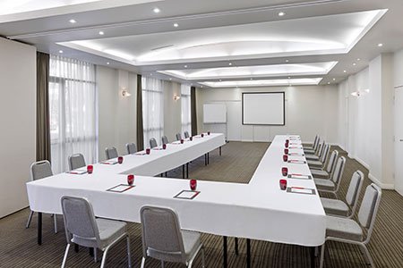 travelodge-hotel-newcastle-conference-lower-hunter-u-shape-setup-02-2016.jpg